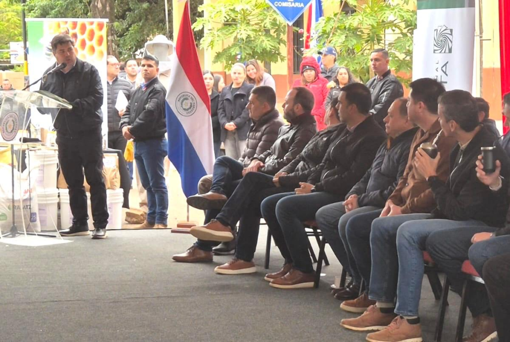 Yacyretá entrega a Caazapá millonarias inversiones en salud, educación y producción agrícola
