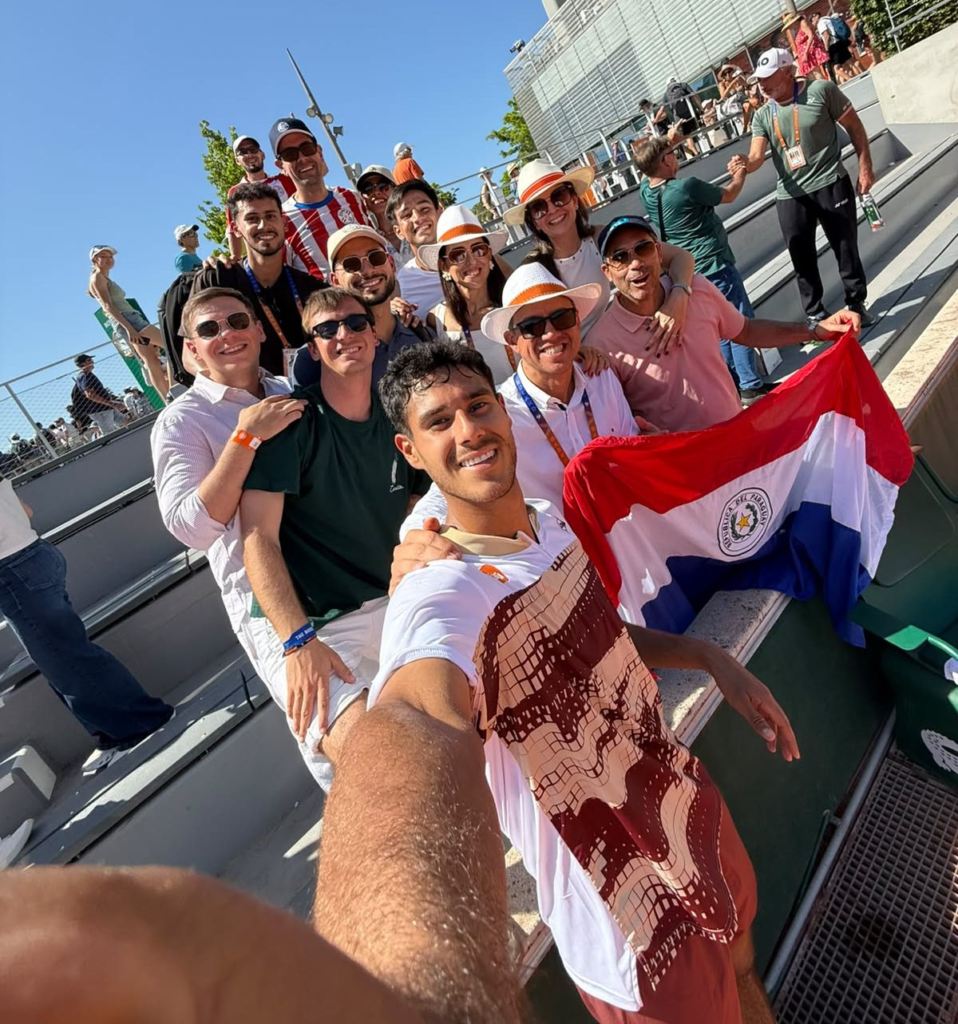 Dani Vallejo Gigante: impone autoridad y debuta con victoria en Roland Garros