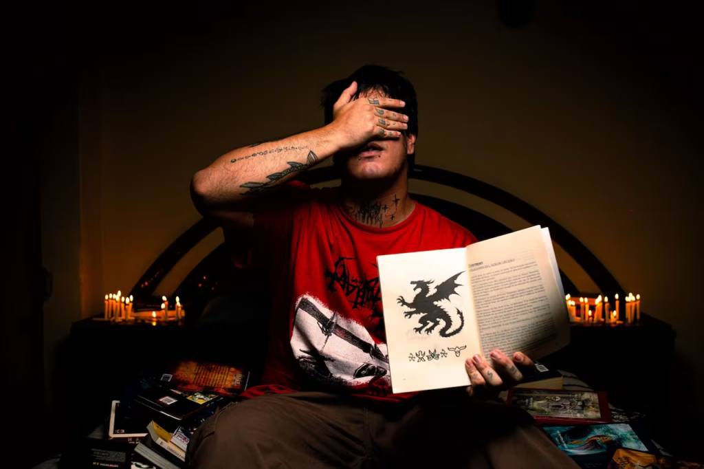 Joven autor lanza tercera edición de “El Castillo de Sophia”