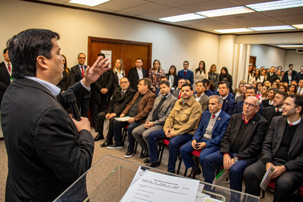 Director de la EBY destaca ordenamiento financiero y avance de obras clave en tres años de gestión