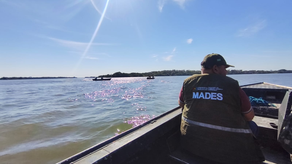 Despliegan operativo para proteger migración de cardúmenes en el río Paraná